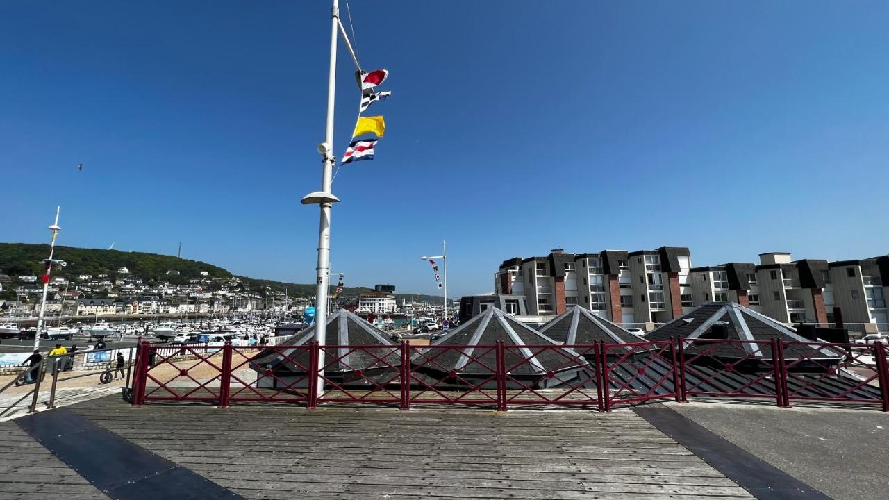 Le Maritime, Front De Mer Et Parking Sous-Terrain Fécamp Extérieur photo